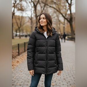 Lands' End Women's Classic Black Puffer Jacket Size S NWT down filled